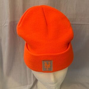 NY Mets orange beanie cap.